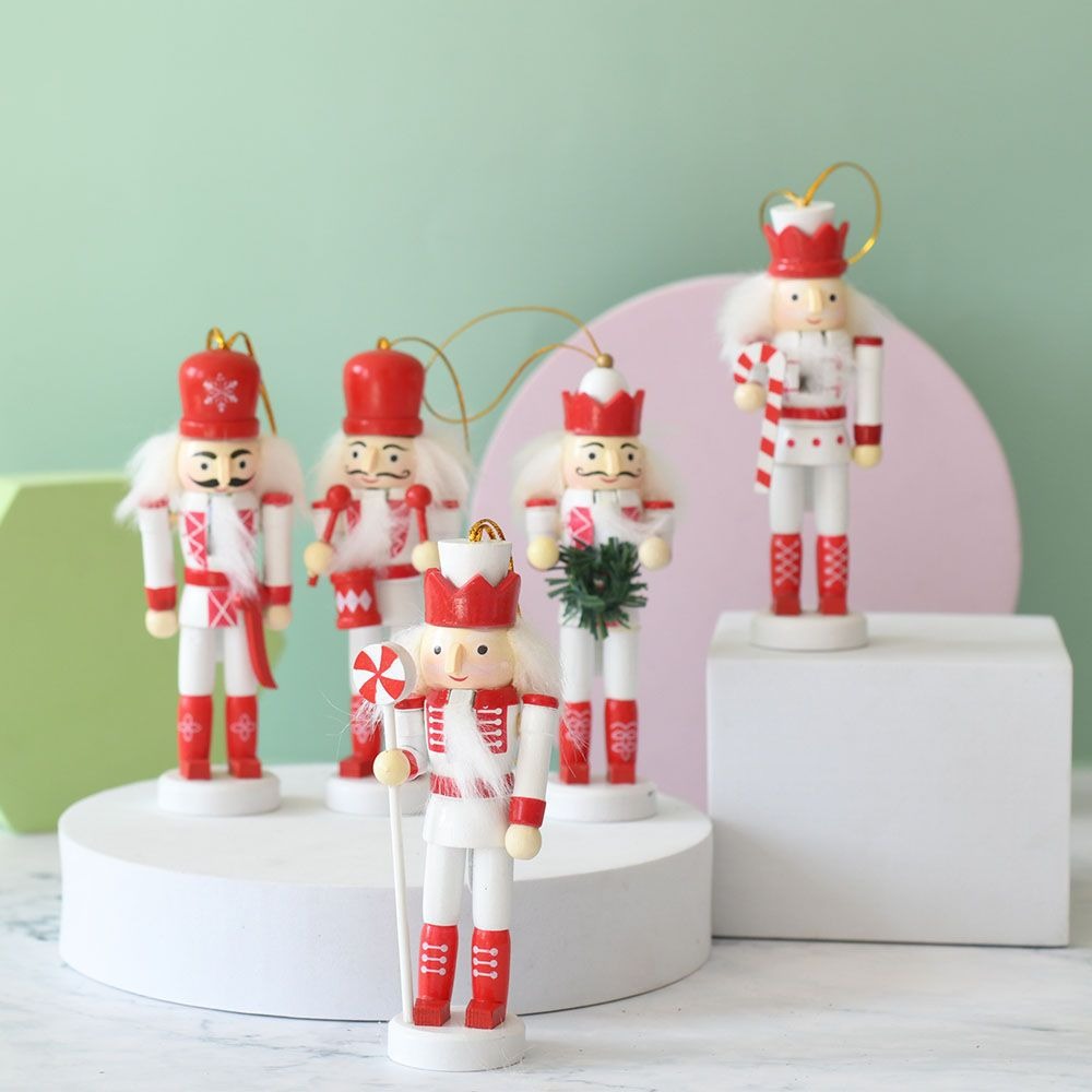 クリスマス柄の手作りナッツクラッカー人形5個セット。ヴィンテ - Nutcracker Figurine のレビューと価格